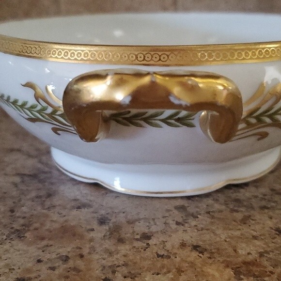 es France Porcelain Serving Bowl - Gold Trim & Green Laurel Pattern - Picture 5 of 9